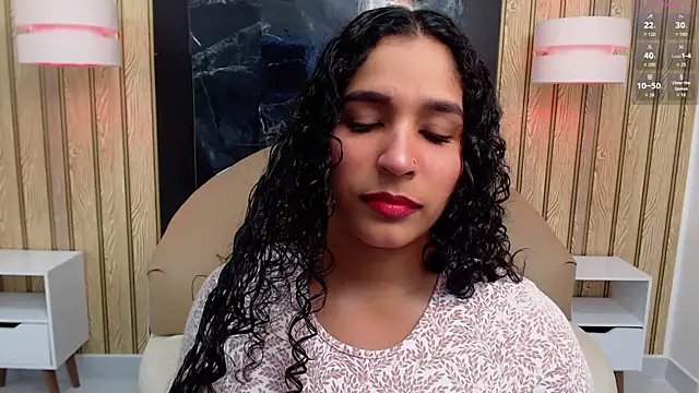 Snapshot of Belindamuller chatting on 02-06-26, 11:19 Belindamuller online show from 02-06-26, 11:19