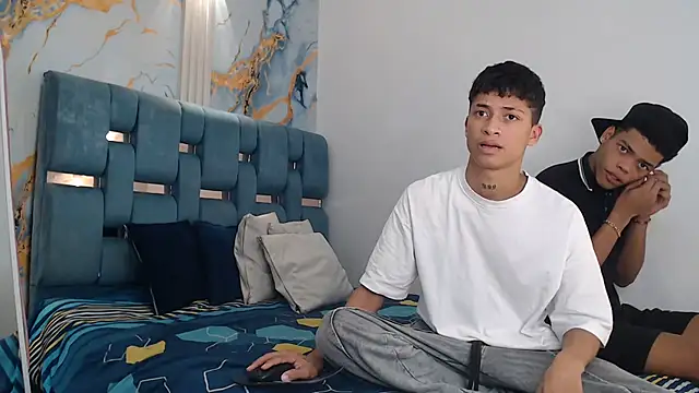 EMPIRE BOYS1 online show from 02-25-26, 07:34