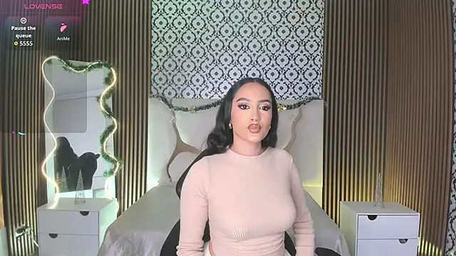 Snapshot of BEELLA_TAY1 chatting on 11-25-25, 09:04 BEELLA TAY1 online show from 11-25-25, 09:04