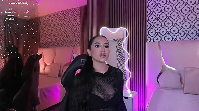 Snapshot of BEELLA_TAY1 chatting on 12-05-25, 12:25 BEELLA TAY1 online show from 12-05-25, 12:25