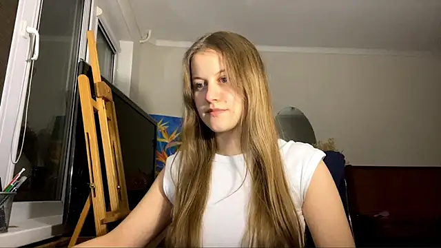 Snapshot of SeritaPicketta chatting on 10-19-25, 03:56 SeritaPicketta online show from 10-19-25, 03:56