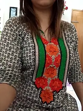 Tanha18 online show from 05-19-26, 01:00