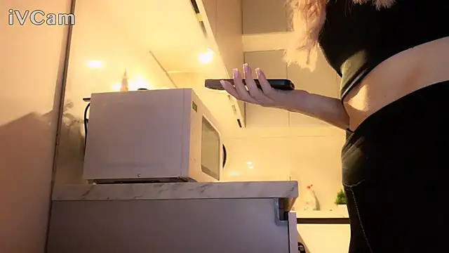 Snapshot of Biryanna chatting on 03-08-26, 09:51 Biryanna online show from 03-08-26, 09:51