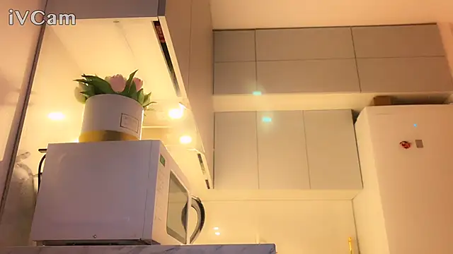 Snapshot of Biryanna chatting on 03-12-26, 09:10 Biryanna online show from 03-12-26, 09:10