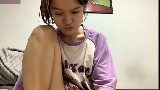 Snapshot of LorRebak chatting on 12-14-25, 11:26 LorRebak online show from 12-14-25, 11:26