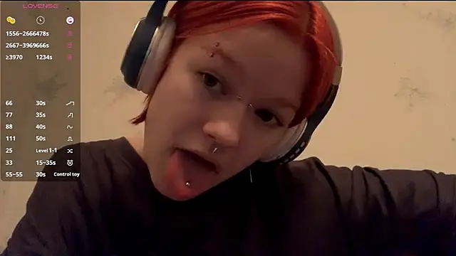 Snapshot of LorRebak chatting on 01-06-26, 02:43 LorRebak online show from 01-06-26, 02:43