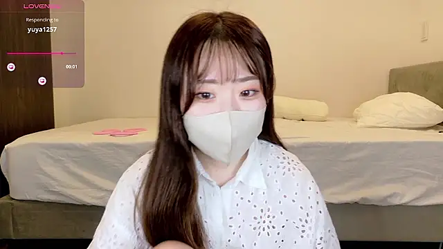 Snapshot of yura_ra_ra chatting on 05-19-26, 11:16 yura ra ra online show from 05-19-26, 11:16
