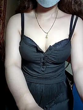 LeanaLy online show from 10-20-25, 01:33