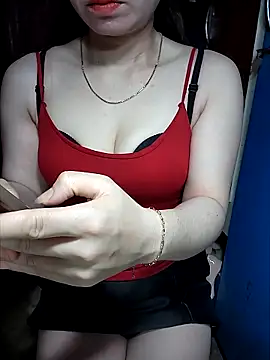 LeanaLy online show from 11-10-25, 07:29