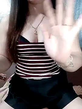 Snapshot of LeanaLy chatting on 08-01-26, 02:16 LeanaLy online show from 08-01-26, 02:16