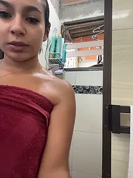 AlyssaRay online show from 04-25-26, 05:21