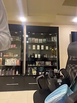 AlyssaRay online show from 04-28-26, 05:07