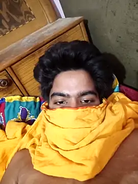 delhi  man 1 online show from 04-26-26, 08:01