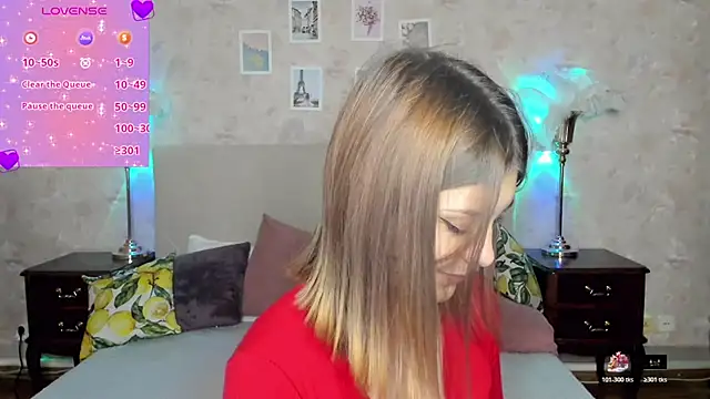 Snapshot of MargoChill chatting on 11-12-25, 02:28 MargoChill online show from 11-12-25, 02:28