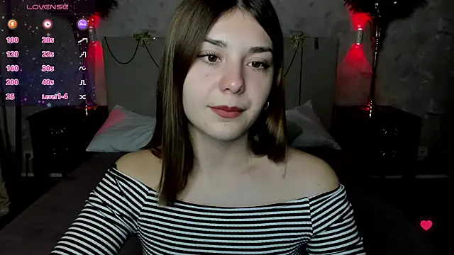 Snapshot of MargoChill chatting on 01-07-26, 02:19 MargoChill online show from 01-07-26, 02:19