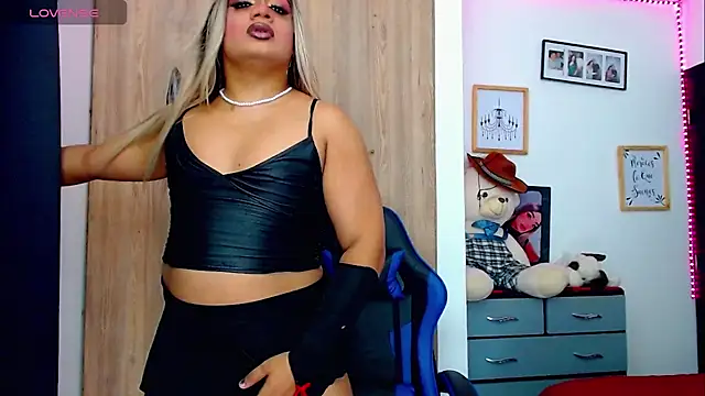 Sofiabigcock22 online show from 01-08-26, 01:30