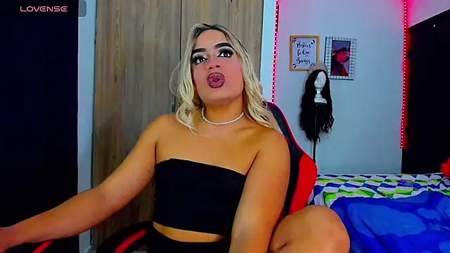 Sofiabigcock22 online show from 07-27-26, 10:44