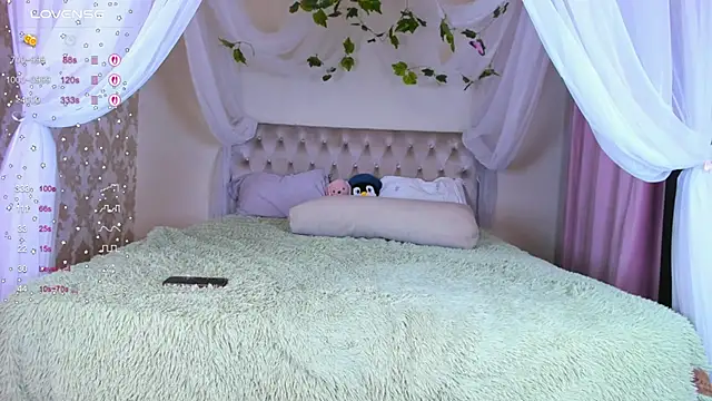 Snapshot of Gongjulee chatting on 10-22-25, 01:28 Gongjulee online show from 10-22-25, 01:28