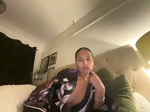 Snapshot of sexygoddessjessy chatting on 11-23-25, 08:52 sexygoddessjessy online show from 11-23-25, 08:52