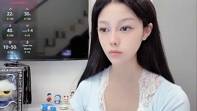 Snapshot of Putingyy chatting on 10-19-25, 02:40 Putingyy online show from 10-19-25, 02:40