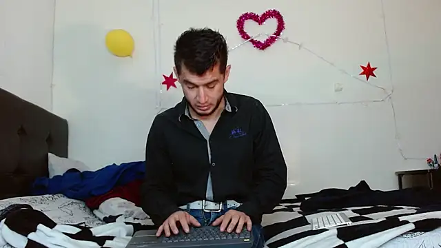 picante70  online show from 10-21-25, 11:11