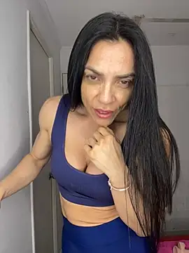 Snapshot of Kattefit chatting on 01-15-26, 06:18 Kattefit online show from 01-15-26, 06:18