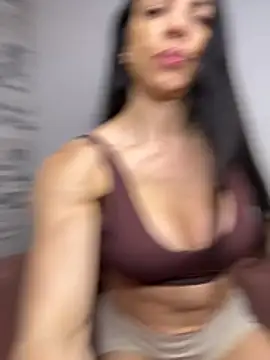 Snapshot of Kattefit chatting on 02-22-26, 04:24 Kattefit online show from 02-22-26, 04:24