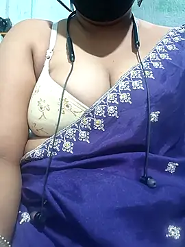 Snapshot of SX-ANA chatting on 11-22-25, 06:40 SX-ANA online show from 11-22-25, 06:40