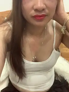 Linh sexyy online show from 04-17-26, 10:46