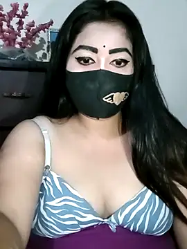 Snapshot of Jessica-03 chatting on 03-11-26, 06:14 Jessica-03 online show from 03-11-26, 06:14