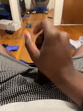 Snapshot of leatherblackface chatting on 04-04-26, 10:18 leatherblackface online show from 04-04-26, 10:18