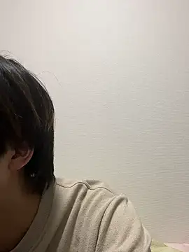 Snapshot of nagi_112 chatting on 04-10-26, 02:33 nagi 112 online show from 04-10-26, 02:33