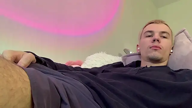 Jeremy1Scott online show from 07-18-26, 05:11