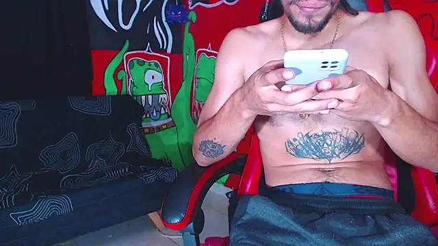 Monsterdominationx online show from 10-24-25, 12:23