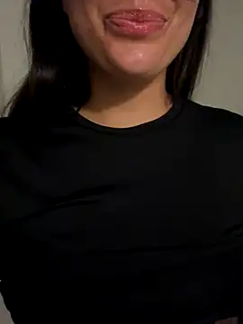 Snapshot of mamimamacitaaa chatting on 10-14-25, 06:09 mamimamacitaaa online show from 10-14-25, 06:09