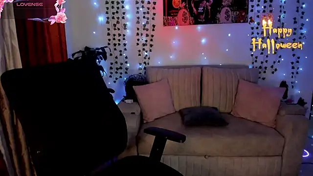 Snapshot of Lizz_martins chatting on 11-01-25, 02:57 Lizz martins online show from 11-01-25, 02:57