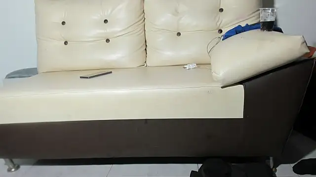 mycolection girls online show from 12-14-25, 06:23