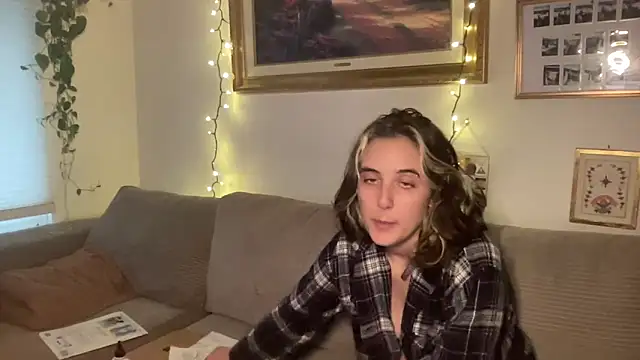 lill daddysgirl online show from 12-21-25, 05:20