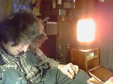 Snapshot of OldManOnline chatting on 02-09-26, 07:56 OldManOnline online show from 02-09-26, 07:56