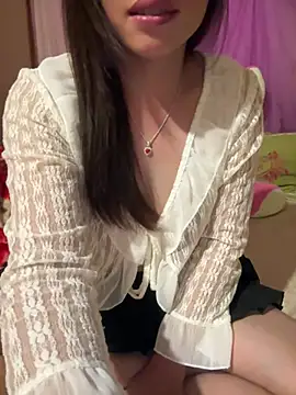 Snapshot of -Paige- chatting on 05-01-26, 12:10 -Paige- online show from 05-01-26, 12:10