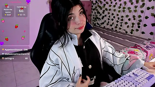 Snapshot of selina_lovers_ chatting on 11-03-25, 04:25 selina lovers online show from 11-03-25, 04:25