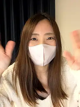 Saya love online show from 11-17-25, 10:43