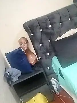 CaramelBoootie online show from 11-21-25, 06:06