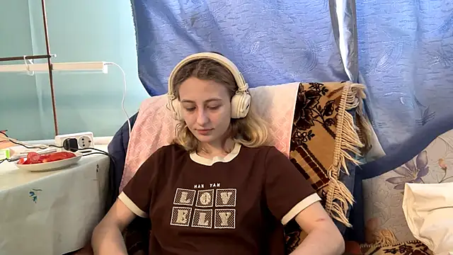 AmeliLia online show from 02-09-26, 09:24