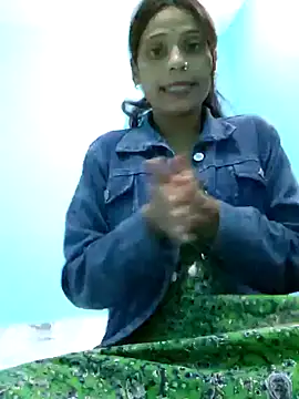 Snapshot of Nitya_hot chatting on 12-18-25, 11:38 Nitya hot online show from 12-18-25, 11:38