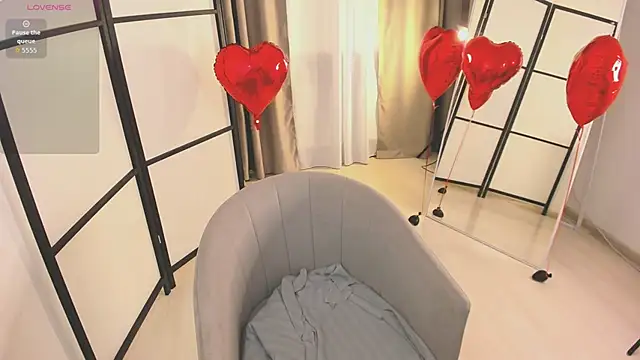 Snapshot of Stacy_Starr chatting on 02-09-26, 02:32 Stacy Starr online show from 02-09-26, 02:32