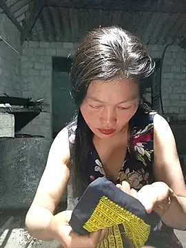 siusiu-00 online show from 10-19-25, 05:35