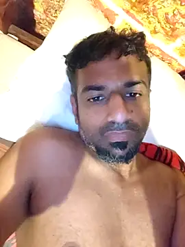 Snapshot of Nudist_Jack chatting on 10-27-25, 11:52 Nudist Jack online show from 10-27-25, 11:52