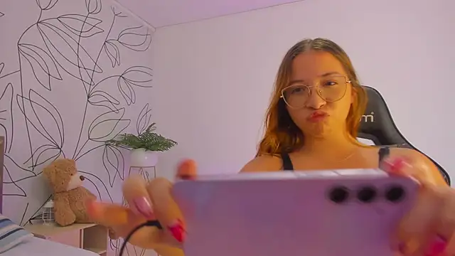 merida 06 online show from 11-19-25, 09:48