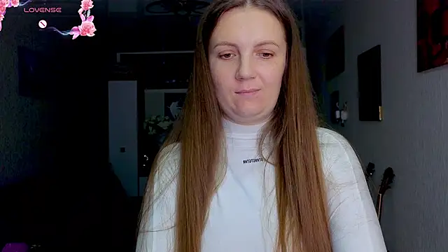 Snapshot of Amy__Leee_ chatting on 10-25-25, 12:13 Amy Leee online show from 10-25-25, 12:13